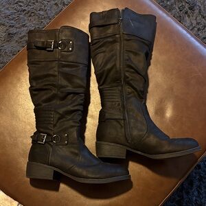 Elegant Black Heeled Boots for Women